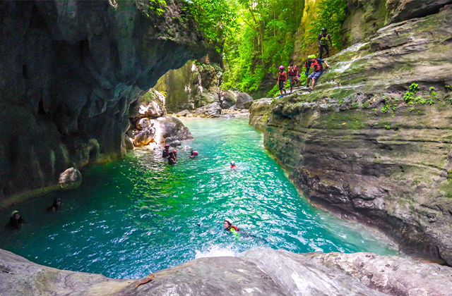 세부 가와산 캐녀닝 & 오슬롭 고래상어 프라이빗 투어 (WAUG Originals)