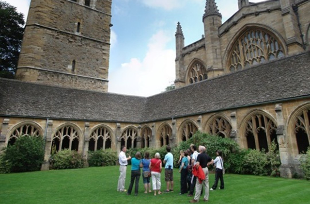 Oxford University & City Walking Tour