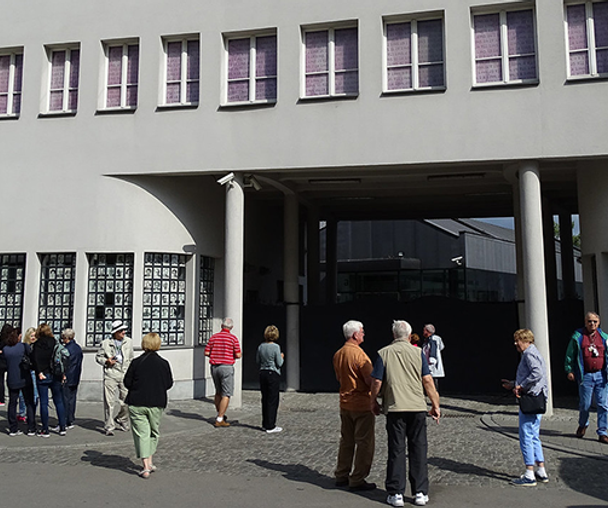 activity_detail_image