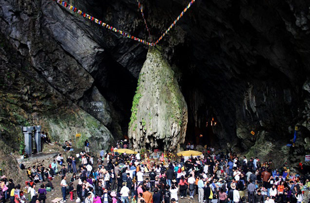 하노이 흐엉사 보트투어 & 흐엉틱 동굴 트레킹 투어
