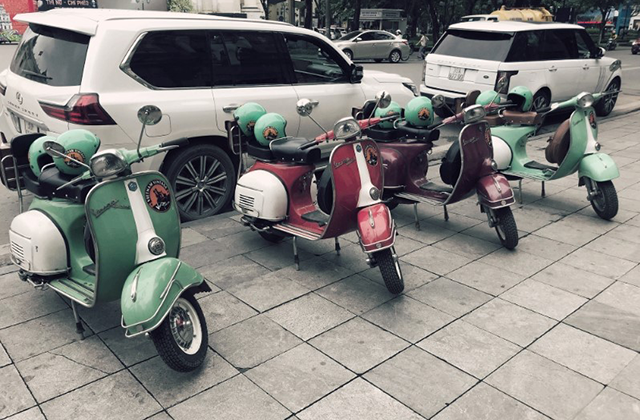 하노이 스쿠터를 타고 만나는 호안끼엠 투어