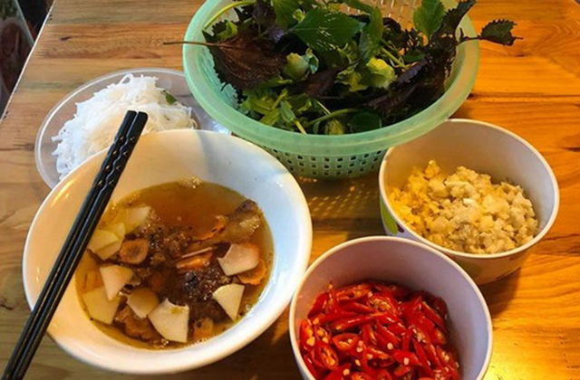 하노이 현지인처럼 즐기는 야식 먹방 투어