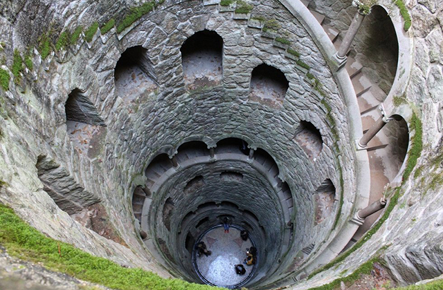 리스본 출발: 신트라, 페나, 카스카이스, 헤갈레이, 호카곶 차량 투어 (한국어 가이드)