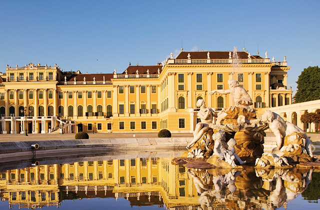 비엔나 쇤부른, 벨베데레, 구시가지 워킹 투어 with 미녀 가이드