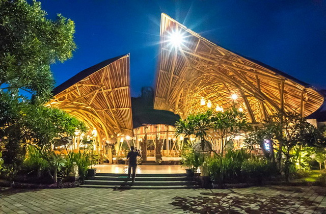 발리 스윙 & 아융강 레프팅 투어