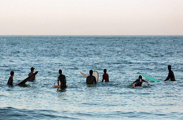 Busan: Surf Bay Surfing Lesson with Free Surfing at Songjeong Beach