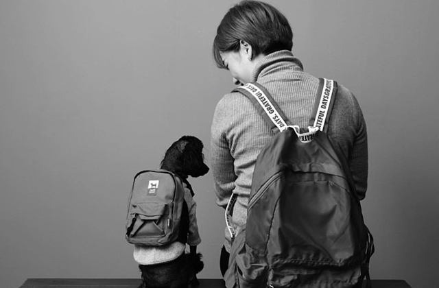 Busan: Modern Black and White Photoshoot Experience at Greeda (Longfor Studio) Gukje Market Branch