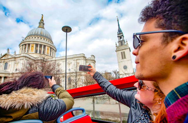 オックスフォード・シティ観光シティツアーバス（24時間/48時間）