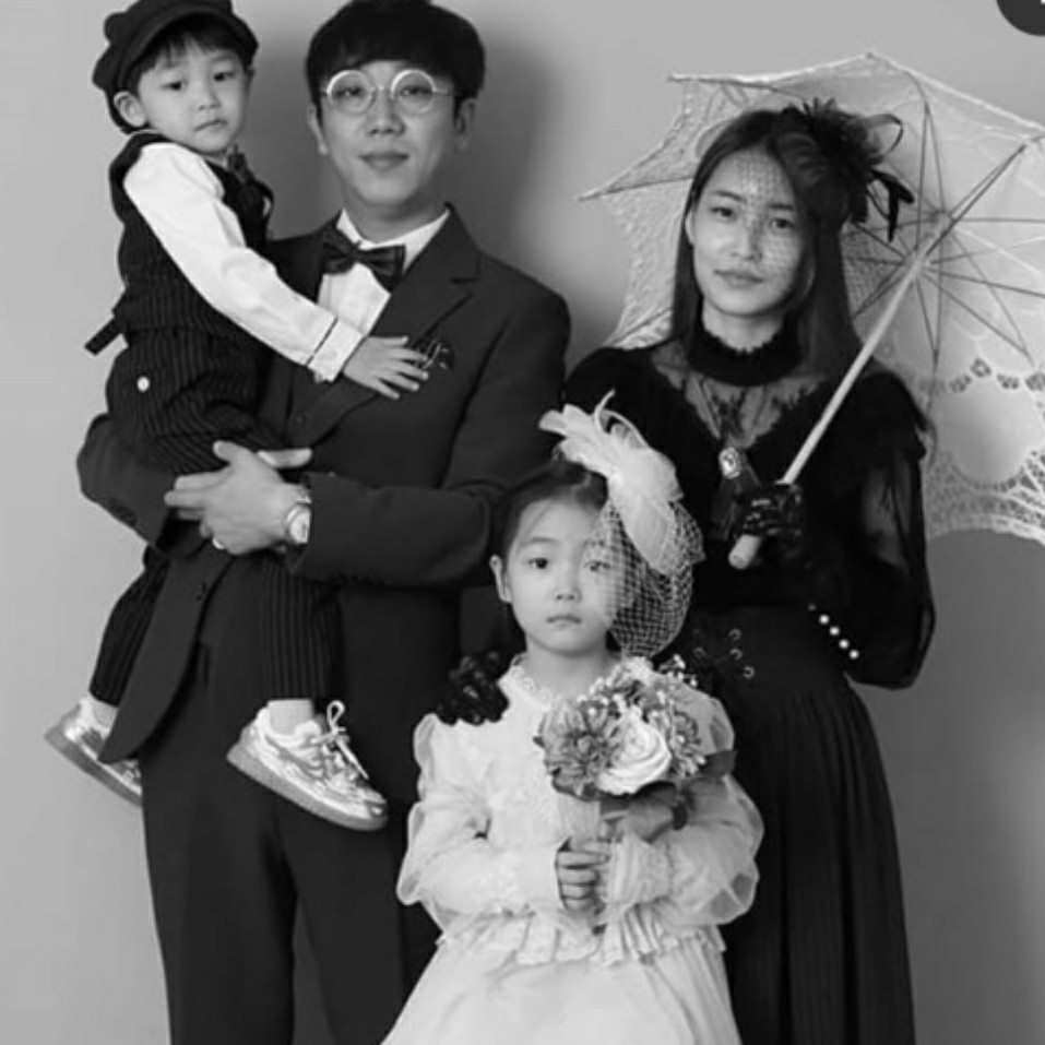 仁川・チャイナタウン「京城白黒写真館」開花期の衣装レンタル