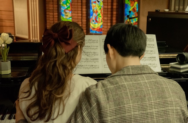 Daegu: Admission Ticket to Hi-Mart Music Listening Room