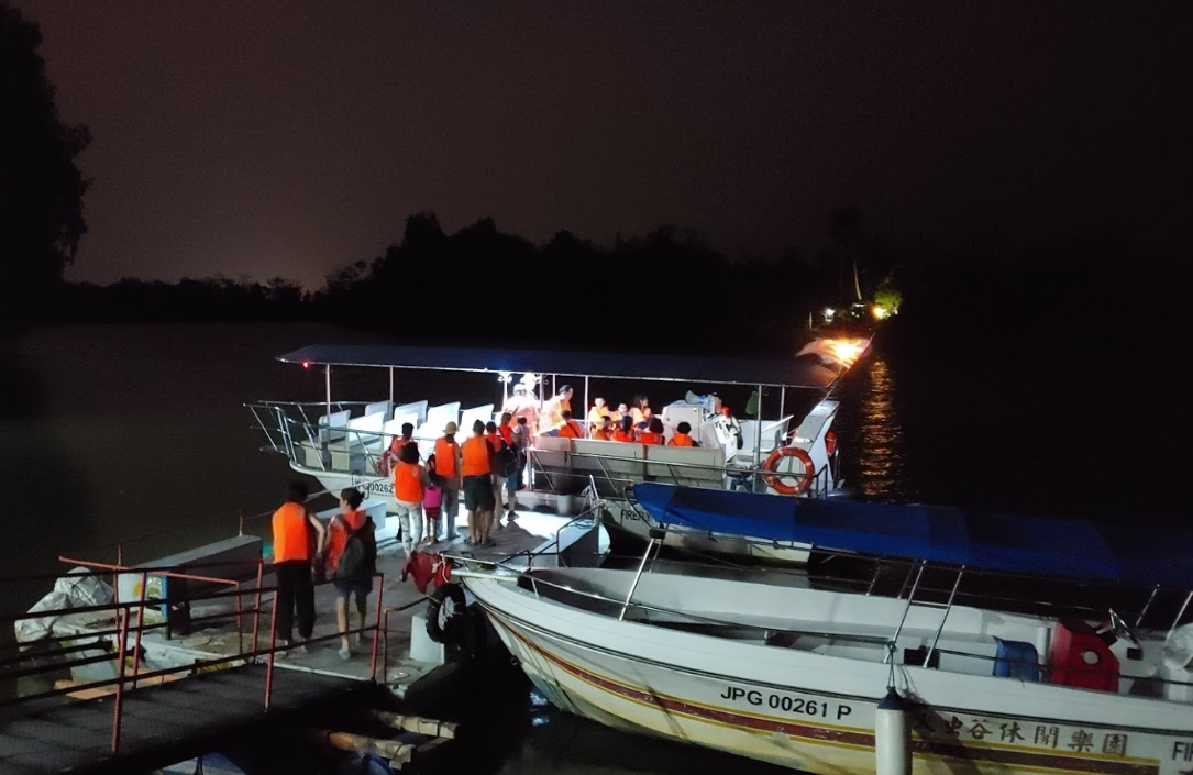 조호바루 데사루 반딧불 반일 투어 (한국어가이드 / 과일농장 + 악어농장 + 반딧불투어)