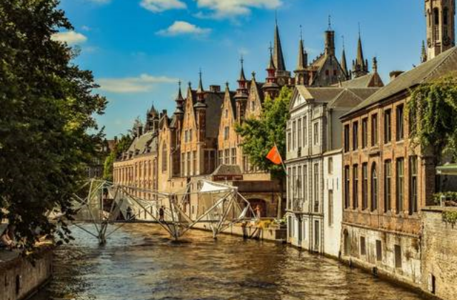 파리 출발: 벨기에 브뤼셀, 브뤼헤로 떠나는 감성 일일 투어