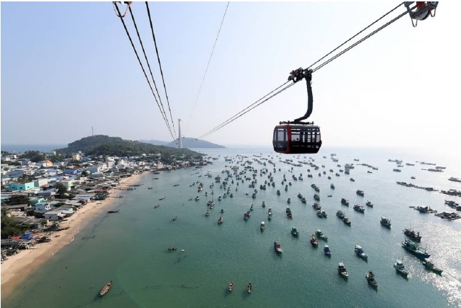 Phu Quoc: Hon Thom Cable Car & 3 Islands Hopping Tour