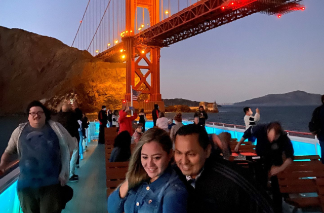 샌프란시스코 레드 앤 화이트 플릿 로맨틱 시티 라이트 크루즈