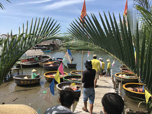 호이안 코코넛 마을 투어 (단독 차량 투어)