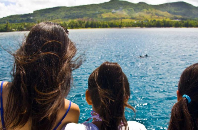 괌 피쉬아이 마린파크 돌핀크루즈 투어 (점심 식사, 해중전망대 포함)