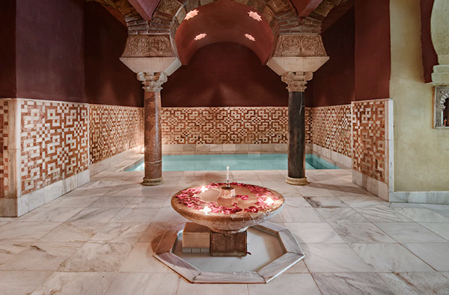 コルドバ・ハマムアルアンダルスチケット＆ホットストーンマッサージ