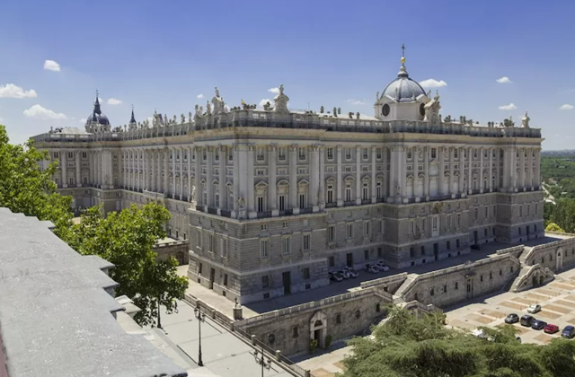 마드리드 & 합스부르크 왕궁 소규모 투어 (패스트트랙 입장)