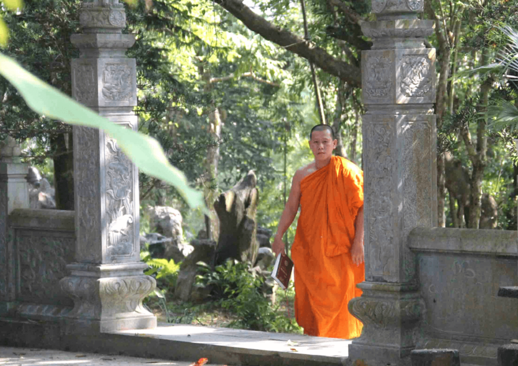 후에 고대 사원 반일 투어