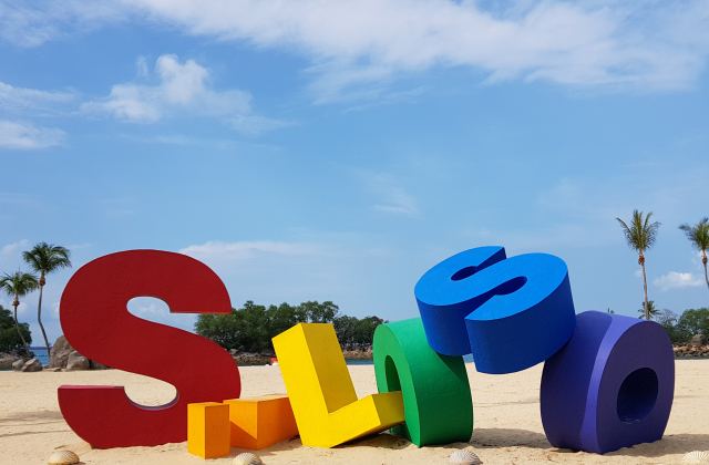 싱가포르 데이 투어 A코스 (보타닉 가든, 동물원, 깜퐁글람, 차이나타운, 센토사)