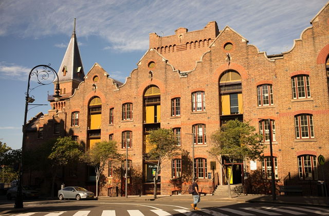 Sydney Romantic Sunset Walking Tour