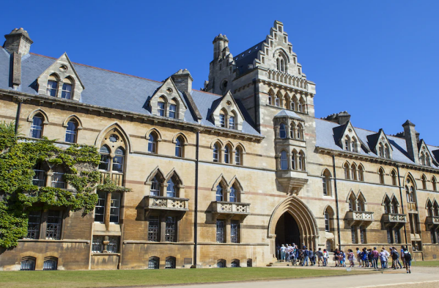 オックスフォード・シティ観光シティツアーバス（24時間/48時間）