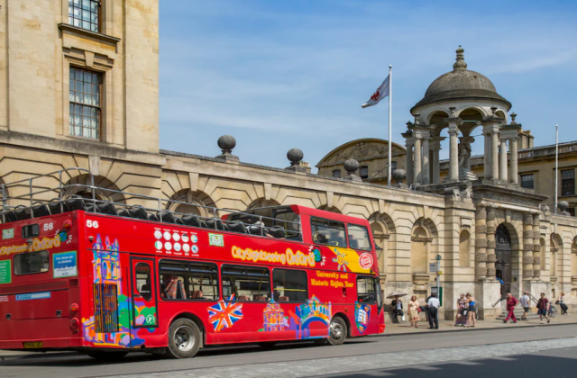 オックスフォード・シティ観光シティツアーバス（24時間/48時間）