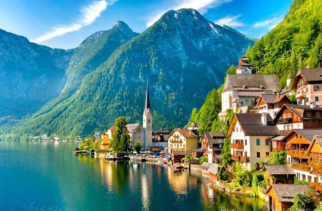 프라하에서 체스키크롬로프 - 할슈타트 - 볼프강제 / 트라운제 - 잘츠부르크 도착 투어