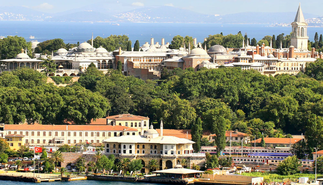 イスタンブールのトップカープ宮殿のファーストトラックツアー