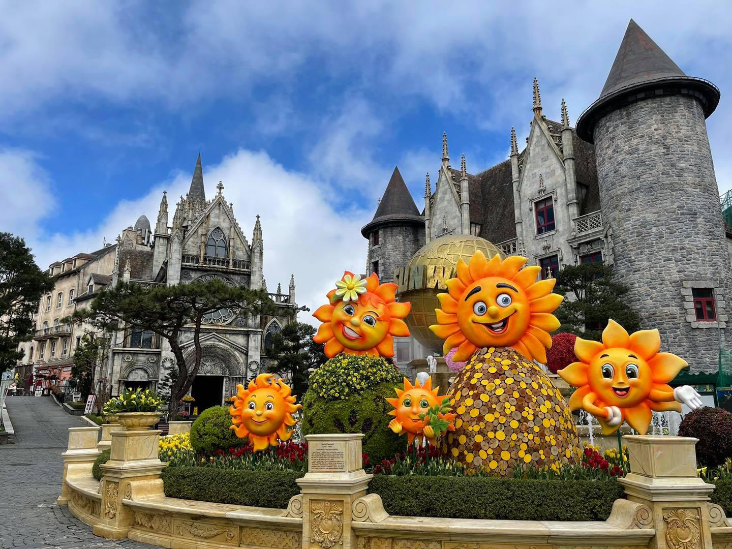 다낭 바나힐 & 60분 마사지 단독 투어 (입장권, 9시간 투어, 공항 샌딩)