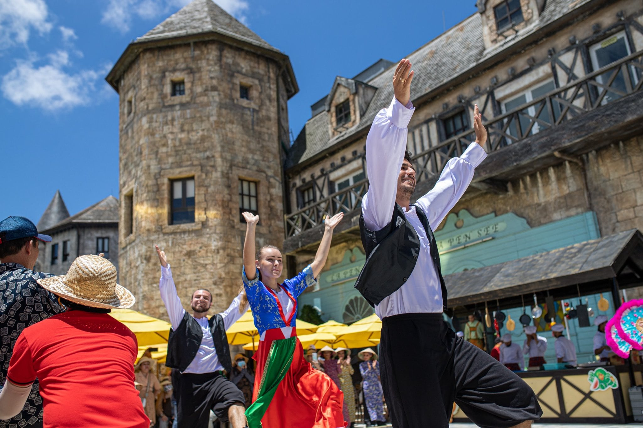 다낭 바나힐 단독 올데이 투어 (입장권, 60분 마사지, 롯데마트, 13시간, 공항 샌딩)