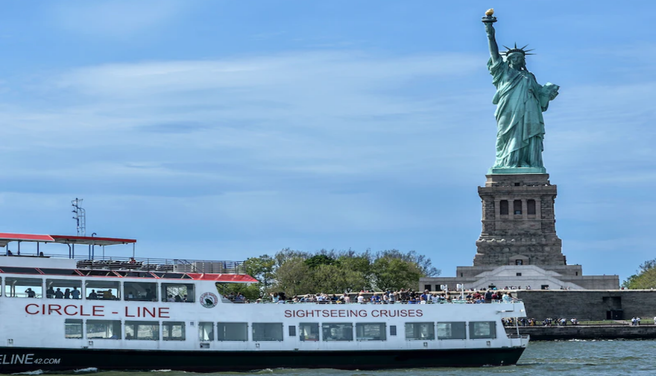 New York Circle Line Landmark Ferry Cruise Ticket