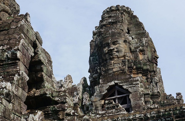 씨엠립 핵심 유적지 앙코르와트 & 타프롬 & 바이욘 투어