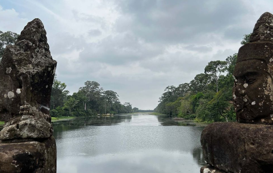 씨엠립 앙코르 유적을 만나는 바이블 프라이빗 투어