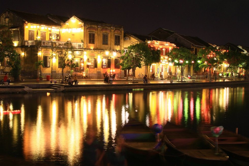 다낭 & 호이안 단독 투어 (오행산 & 올드타운 & 안방비치 & 롯데마트)