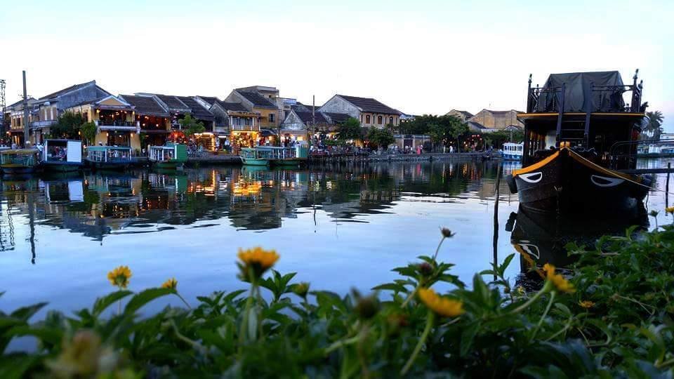 다낭 - 호이안 올드타운 단독 차량 렌트 투어 (왕복 이동)