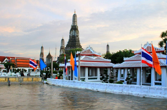 방콕 단독 시티 투어 & 수완나폼 공항 샌딩 (파타야 출발)
