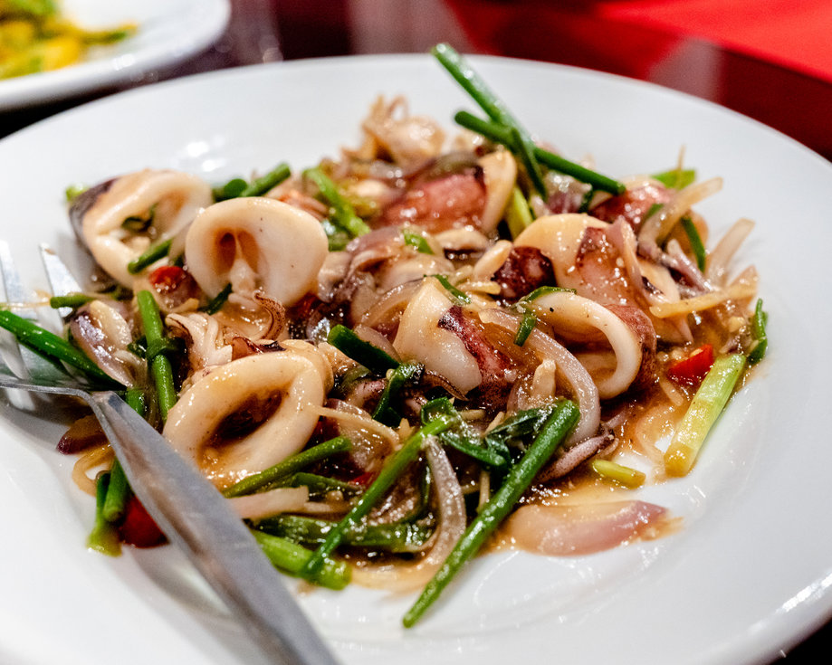 マニラ・マーズ(MAZU)シーフードレストラン割引予約