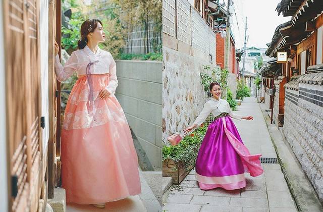 서울 종로 '삼삼오오' 경복궁점 한복 대여