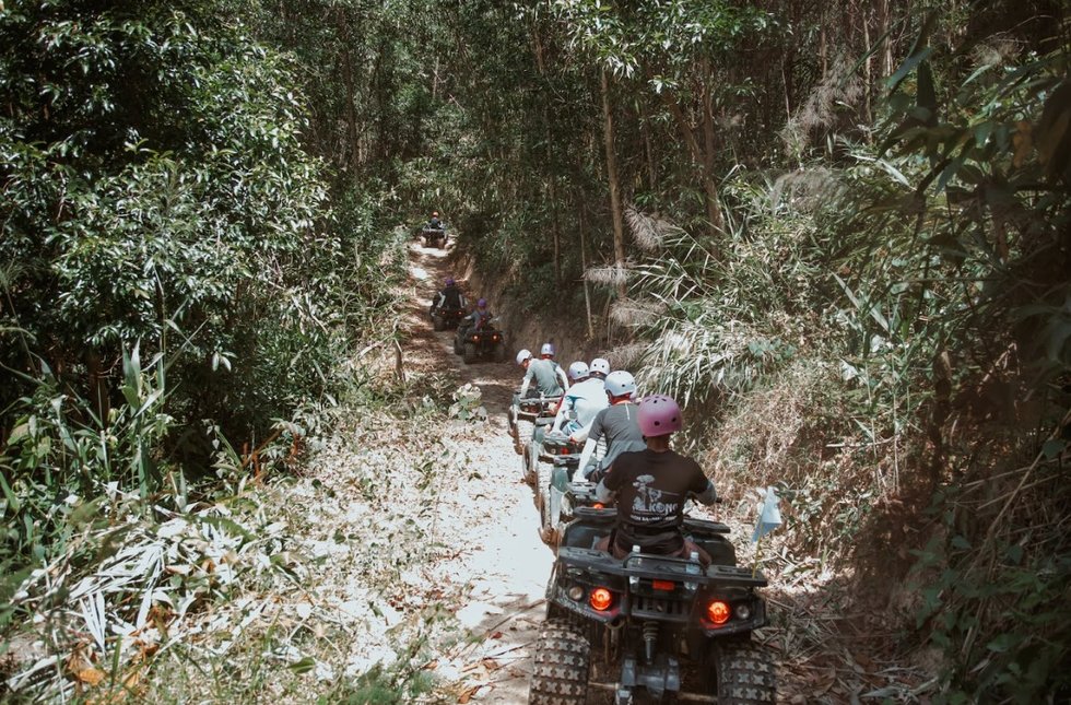 나트랑 콩 포레스트 산악 ATV 오토바이 & 짚라인