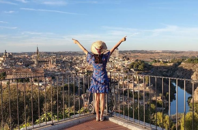 스페인 남부 2박3일 소그룹 투어 (마드리드 출발 톨레도, 그라나다, 론다, 세비야 종료)