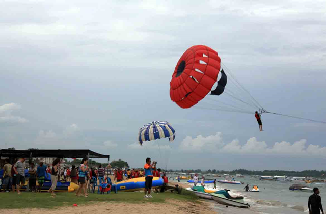 발리 딴중 베노아 해변 해양 액티비티 by 씨와 스포츠