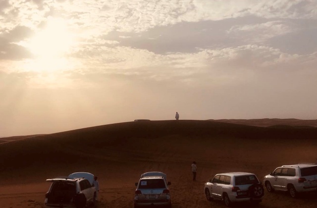 두바이 사막 사파리 투어 - 오프로드 듄베이싱 + BBQ