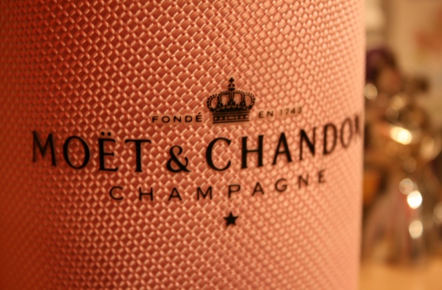 파리 샹파뉴 돔페리뇽 와이너리 단독 투어