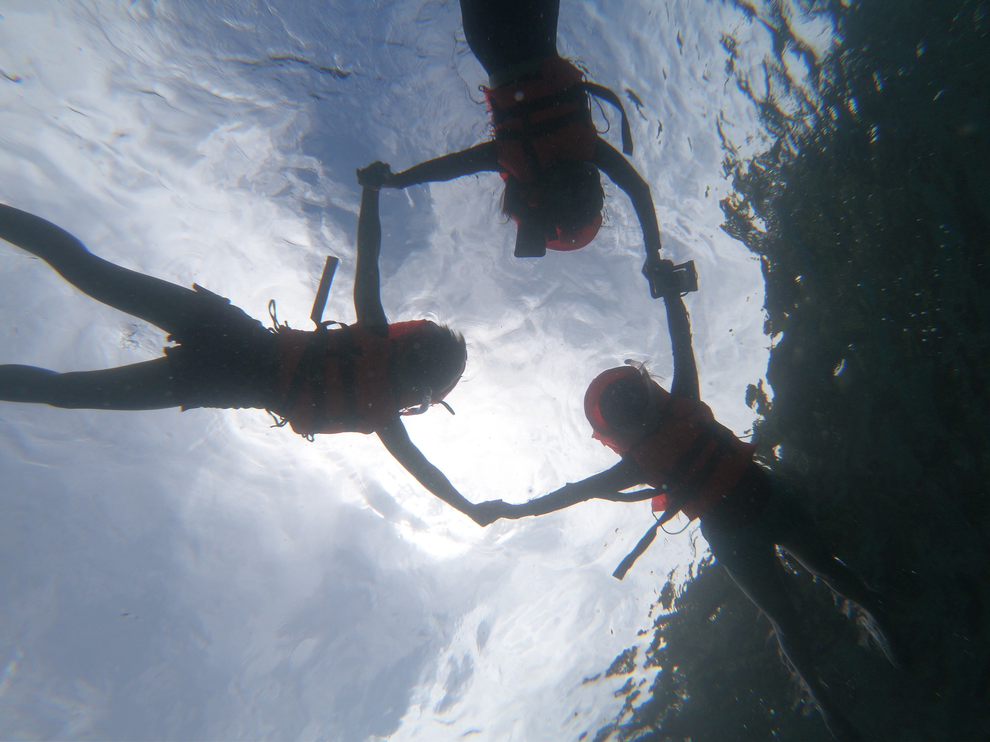 보라카이 미스터 크리스탈 레드 호핑투어 (크리스탈코브 + 바베큐 뷔페 + 카와스파 + 스노클링)