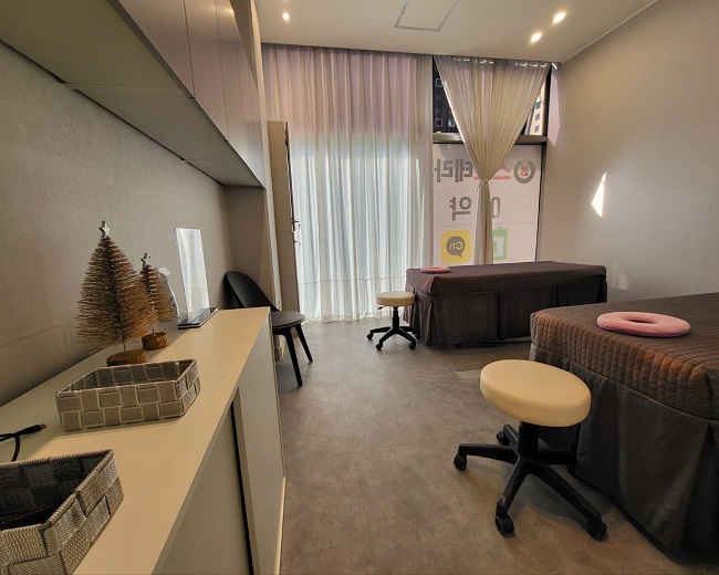 서울 종로 스포테라피 광화문점