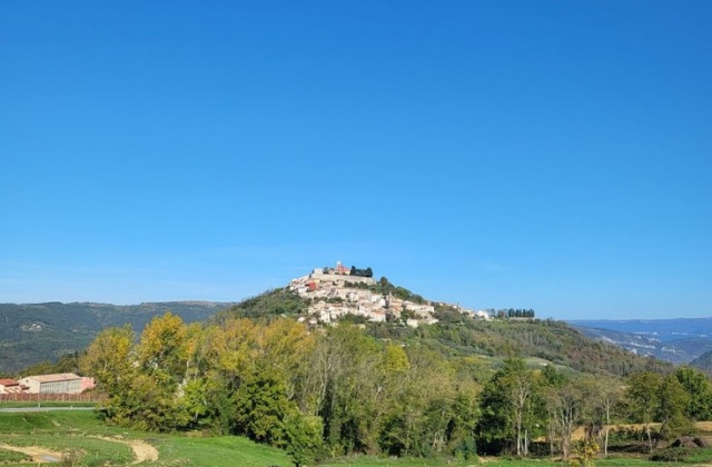 오파티야 & 모토분 & 로비니 이스트리아 반도 일일 투어 (돌핀 투어 포함)