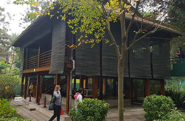 Hanoi Private Car Charter with Driver