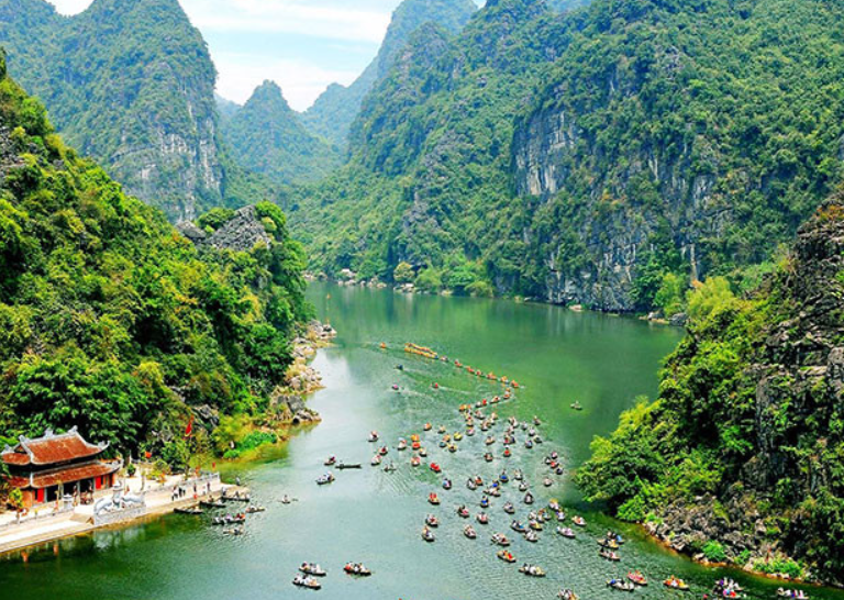 Hanoi Ninh Binh Hoa Lu & Trang An, Hang Mua Full Day Tour