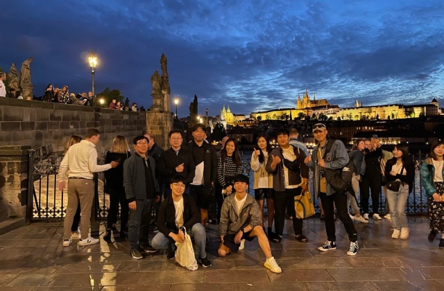 프라하 체코 공인 가이드와 만나는 프라하성 오후 투어